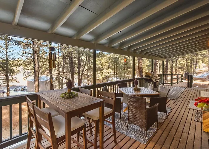 Villa Enchanted Forest Super Cozy On 2 Acres Sledding Hills Tree Swing Pool Table *