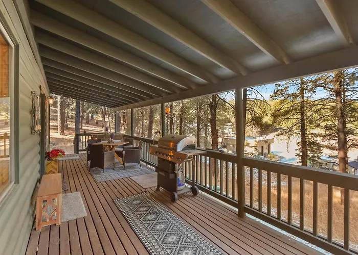 Enchanted Forest Super Cozy On 2 Acres Sledding Hills Tree Swing Pool Table Villa Mountainaire